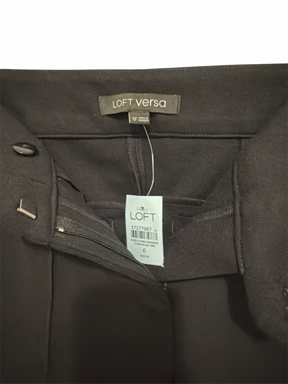 Women’s black Ponte pants - Petite 6